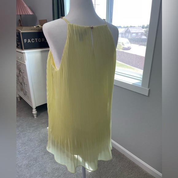 3/$20 Yellow Tank - Picture 3 of 3